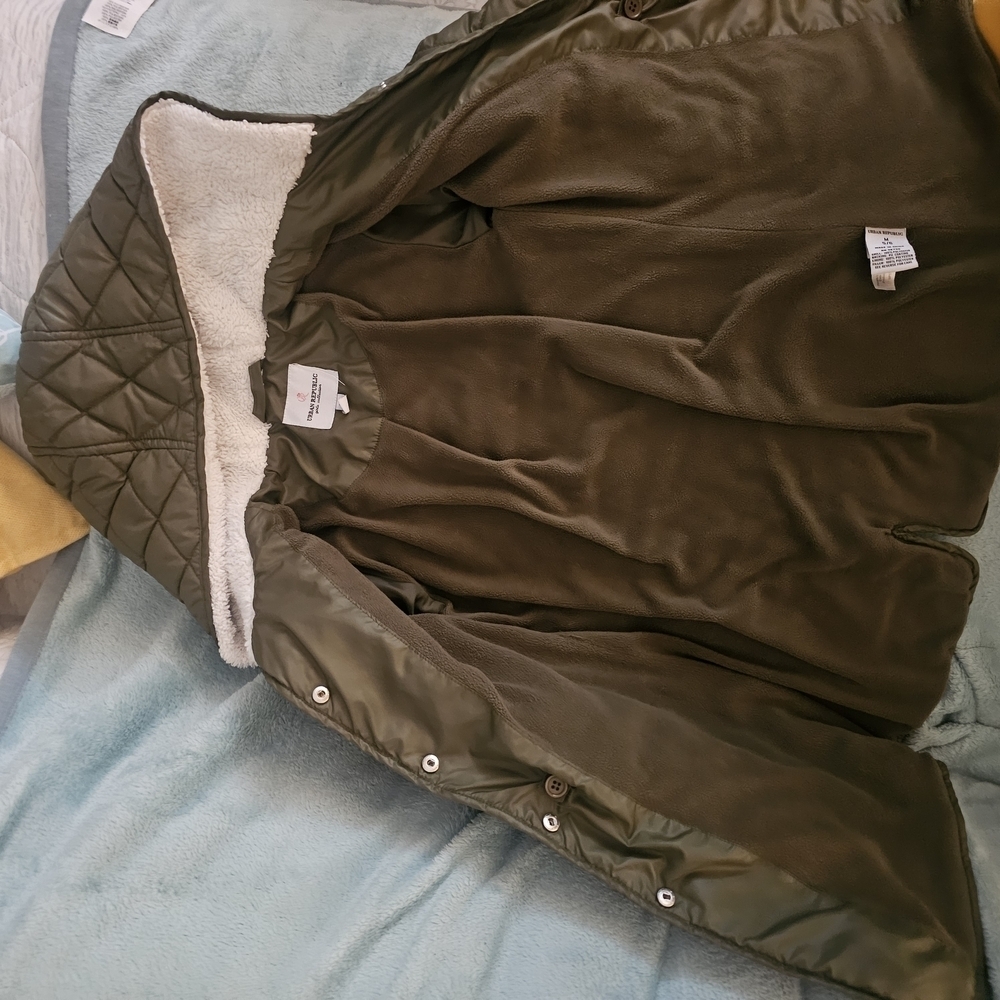 Urban Republic Olive Quilted Kids Puffer Jacket - Picture 3 of 9